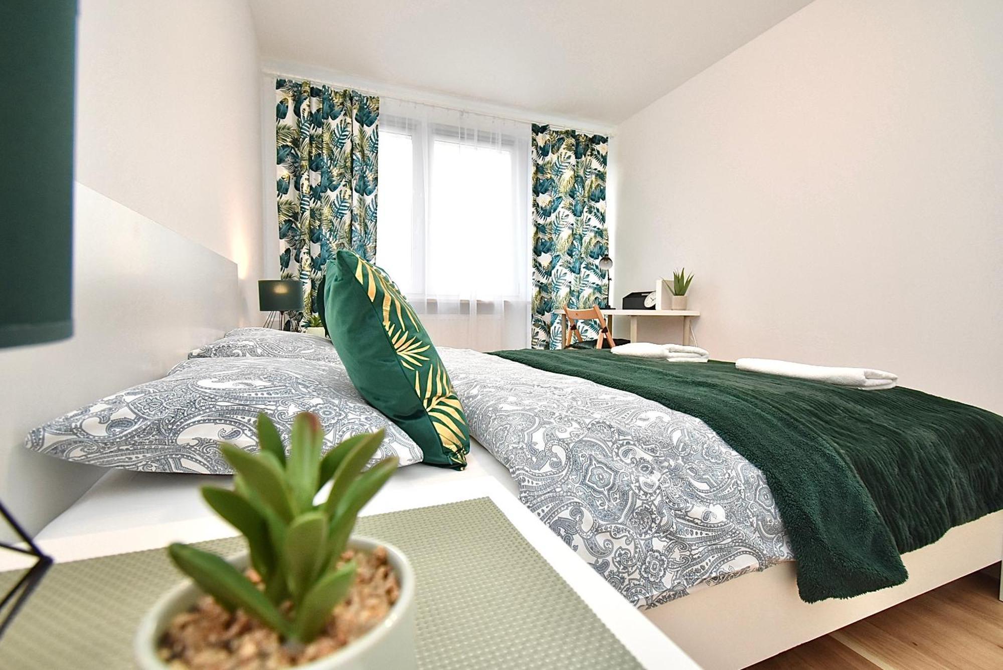 Rental Apartment Obrzezna Варшава Экстерьер фото